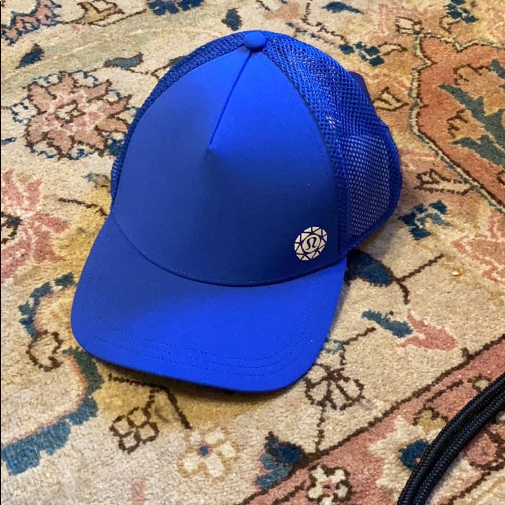 SEAWHEEZE LULULMEN hat